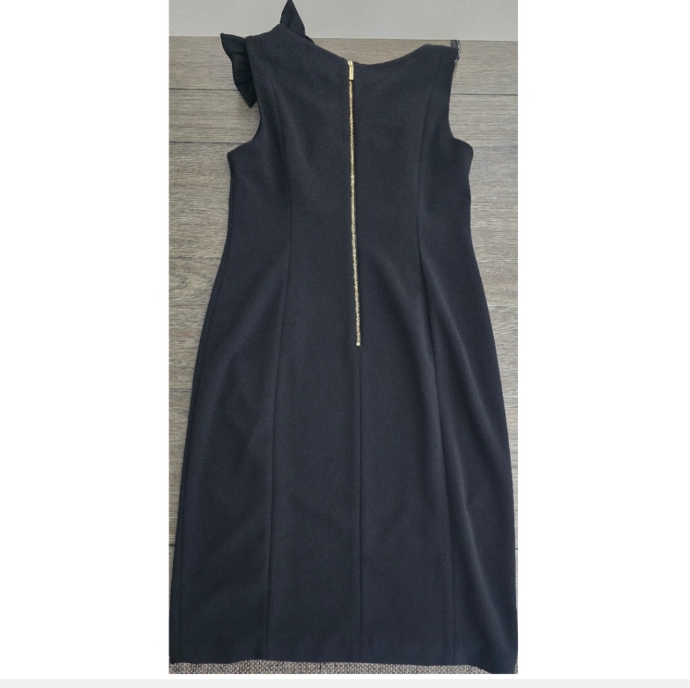 Calvin Klein 🖤 Black Bow Shoulder Dress, Size 8 - Picture 8 of 13